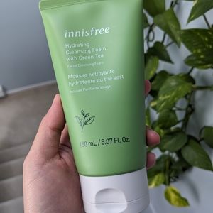 Innisfree hydrating cleansing foam